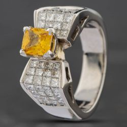 Second Hand 14ct White Gold 1.07ct Yellow Sapphire & Princess Cut Diamond Bow Cluster Ring 43361067