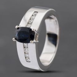 Second Hand 14ct White Gold Oval Cut Sapphire & Brilliant Cut Diamond Band Ring 43361093