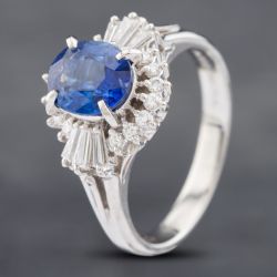 Second Hand Platinum 1.54ct Sapphire & 0.25ct Diamond Oval Cluster Ring 43361112