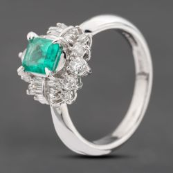 Second Hand Platinum 0.73ct Emerald & 0.50ct Diamond Cluster Ring 43371079