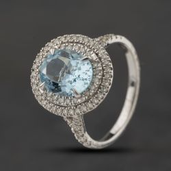 Second Hand 9ct White Gold 2.10ct Aquamarine & 0.45ct Diamond Oval Cluster Ring 43401023