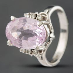Second Hand Platinum 6.35ct Kunzite & 0.11ct Brilliant Cut Diamond Oval Dress Ring 43501005