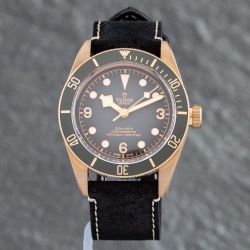 Second Hand Tudor Black Bay Bronze Watch M79250BA-0001