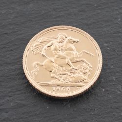 Second Hand 22ct Yellow Gold 1968 Queen Elizabeth Full Sovereign Coin 47021293