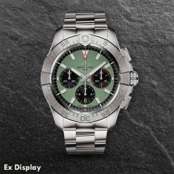 Ex-Display Breitling Avenger B01 Chronograph 44 Green Watch AB0147101L1A1