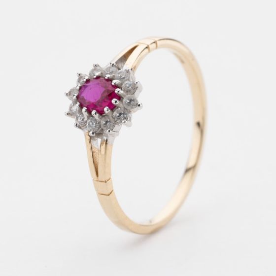9ct Yellow Gold Oval Cut Red Crystal Cluster Ring DIV006R-S