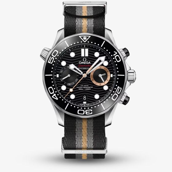 OMEGA Mens 007 First Light Seamaster Diver Nato Strap Watch 210.32.44.51.01.002