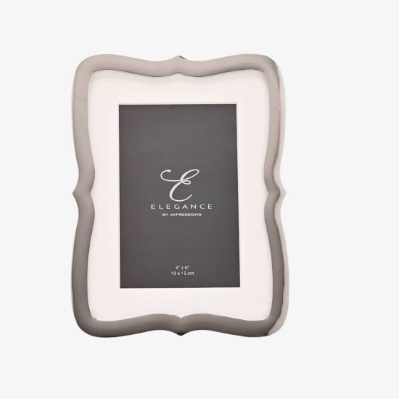 Wavy Edged 4x6 Silver Photo Frame FS79146