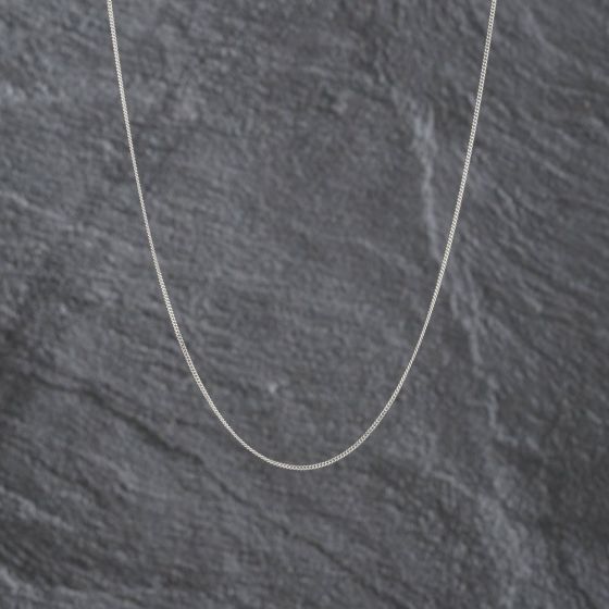 Second Hand White Gold Fine 18 Inch Curb Chain 41011157