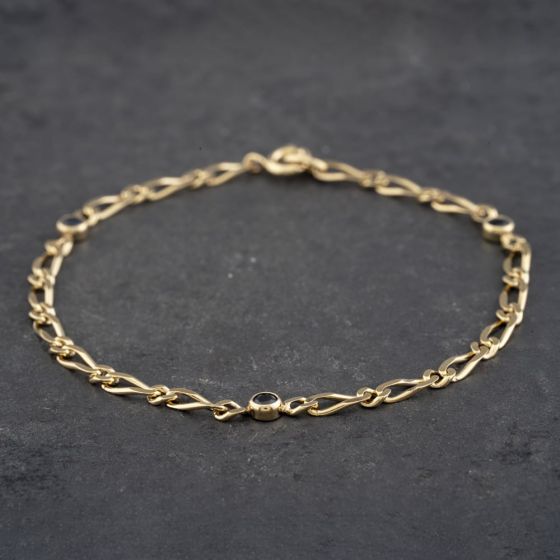 Second Hand 9ct Yellow Gold Sapphire Set 7 Inch Figaro Chain Bracelet 41061238