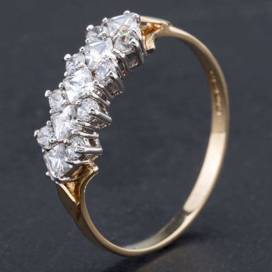 Second Hand 9ct Yellow Gold Princess and Round Cut Cubic Zirconia Fancy Dress Ring 4109842
