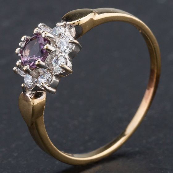 Second Hand 9ct Yellow Gold Purple and White Cubic Zirconia Flower Cluster Ring 4110061
