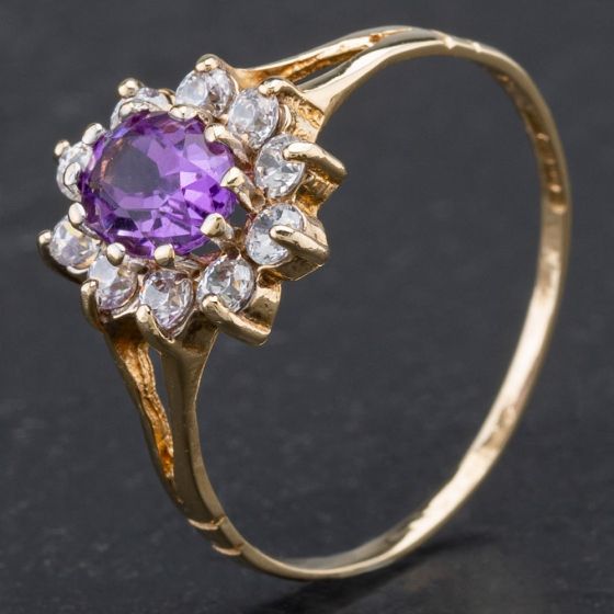 Second Hand 9ct Yellow Gold Oval Amethyst and Cubic Zirconia Cluster Ring 4110068
