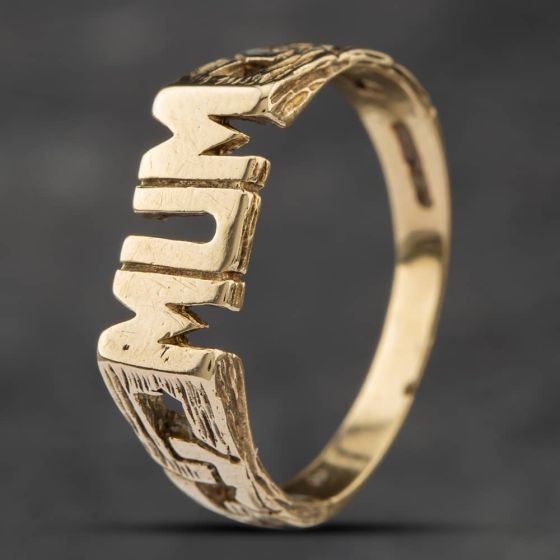 Second Hand 9ct Yellow Gold Mum Signet Ring 41101903