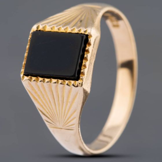 Second Hand Vintage 9ct Yellow Gold Onyx Oblong Signet Ring 41102053