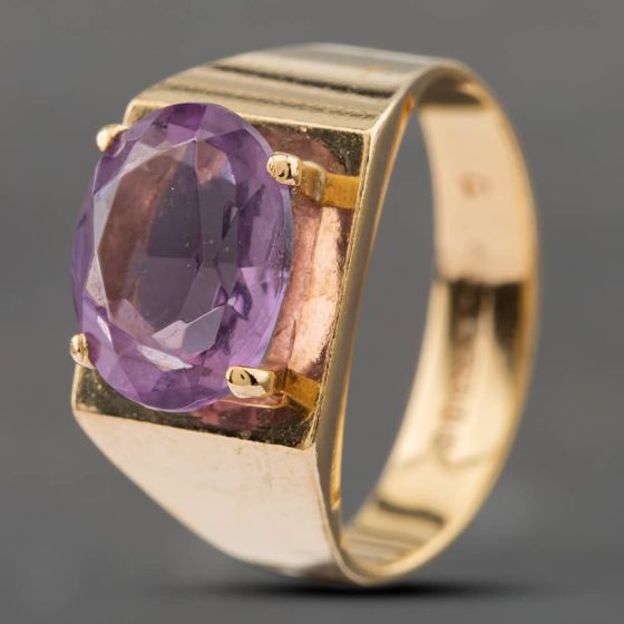 Second Hand 9ct Yellow Gold Oval Cut Amethyst Single Stone Dress Ring 41102278