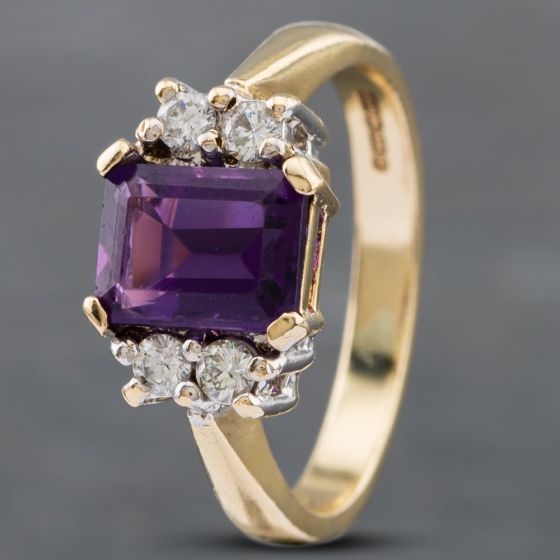 Second Hand 9ct Yellow Gold Amethyst & Cubic Zirconia Dress Ring 41102354