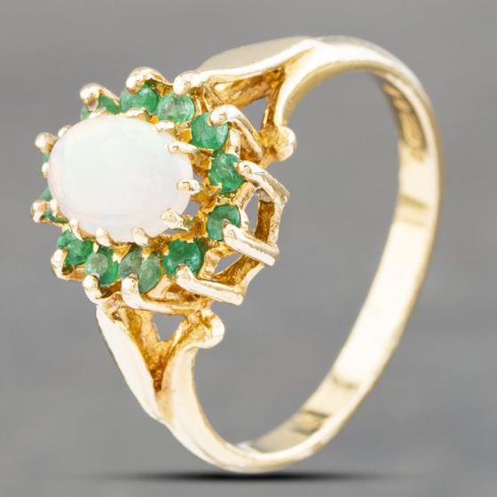 Second Hand Vintage 9ct Yellow Gold Opal & Emerald Cluster Ring 41102536