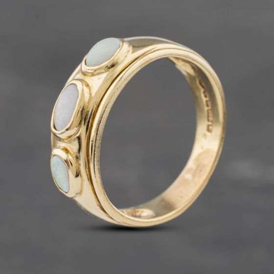 Second Hand 9ct Yellow Gold Opal Three Stone Ring 41103015