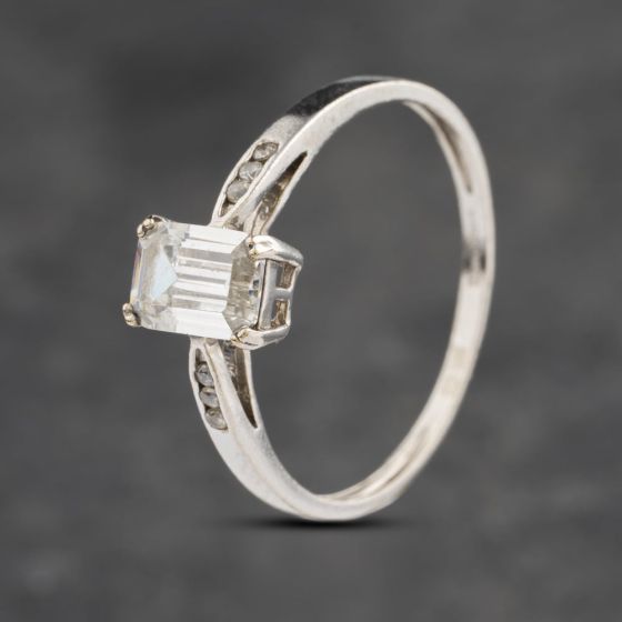 Second Hand 9ct White Gold Cubic Zirconia Emerald Cut Shoulder Set Solitaire Ring 41103070