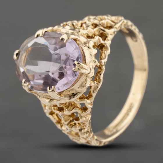 Second Hand 9ct Yellow Gold Amethyst Oval With Ornate Open Work Shoulders Dress Ring 41103291