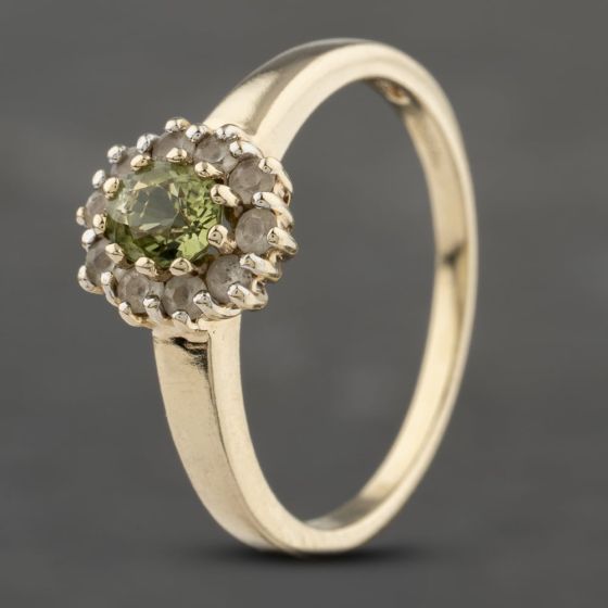 Second Hand 9ct Yellow Gold Peridot & White Topaz Cluster Ring 41103301