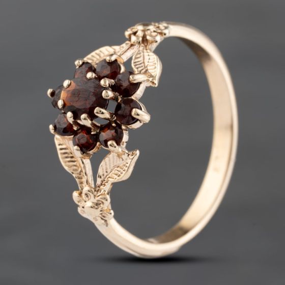 Second Hand Yellow Gold Garnet Cluster Ring 41103571