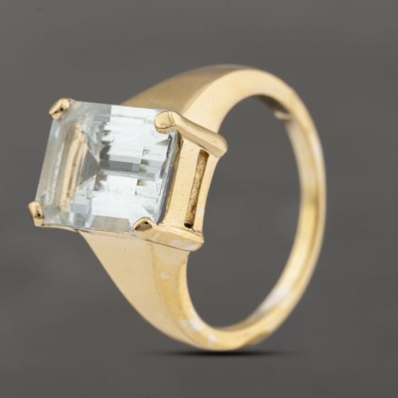 Second Hand 18ct Yellow Gold Aquamarine Oblong Dress Ring 41103721