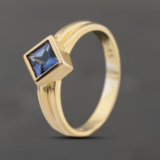 Second Hand 18ct Yellow Gold 0.65 Tanzanite Rubover Set Dress Ring 41103724