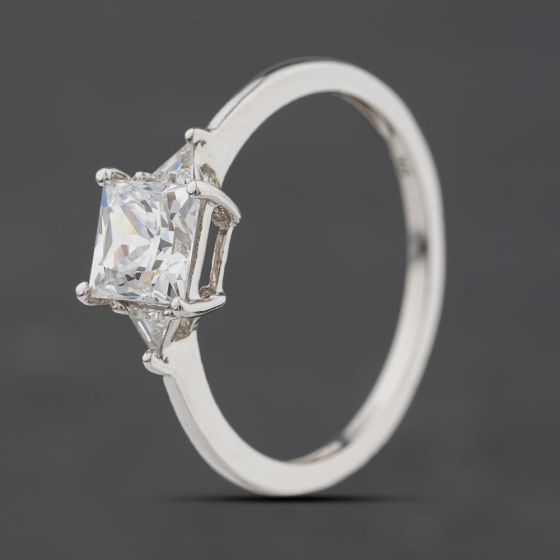 Second Hand 9ct White Gold Cubic Zirconia Square Solitaire Ring 41104602