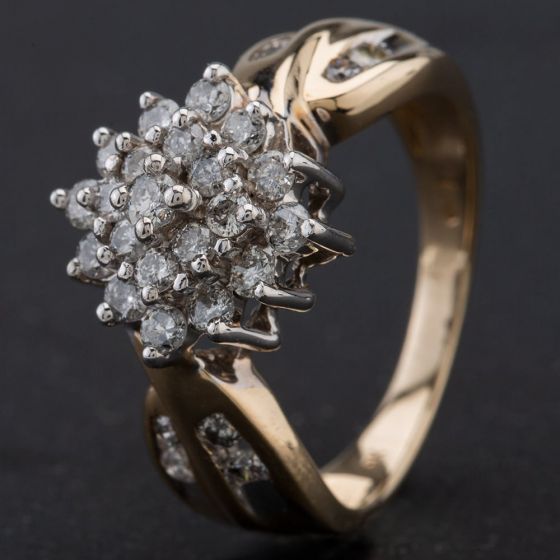 Second Hand 9ct Yellow Gold Traditional Round Brilliant Cut Diamond Cluster Ring 4112054
