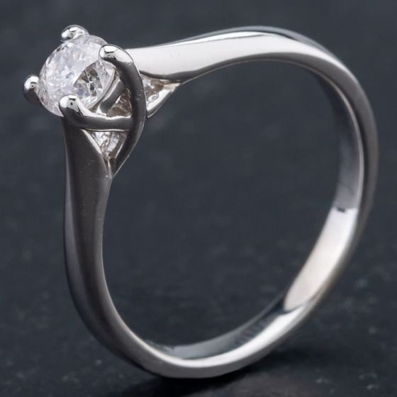 Second Hand Platinum Solitaire Diamond Ring 4112090