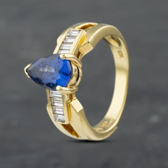 Second Hand 18ct Yellow Gold Tanzanite & 0.40ct Baguette Cut Diamond Pear Shaped Cluster Ring 41121011