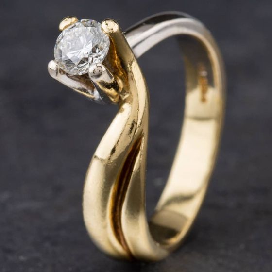 Second Hand 18ct Two Colour Gold 0.35ct Brilliant Cut Diamond Twist Solitaire Ring 4112275