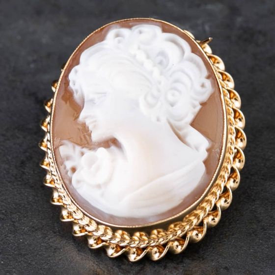 Second Hand Vintage 9ct Yellow Gold Hallmarked Birmingham 1982 Cameo Oval Pin Bar Brooch 4113016