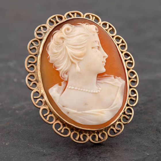 Second Hand Vintage Yellow Gold Cameo Brooch 41131024