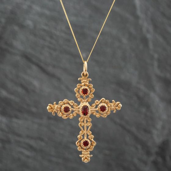 Second Hand 9ct Yellow Gold Garnet Filigree Cross Pendant & 18 Inch Curb Chain 41141170