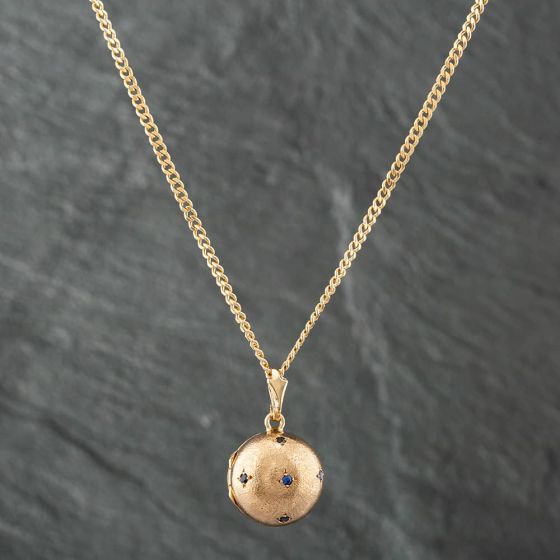 Second Hand Vintage 9ct Yellow Gold Synthetic Blue Stones Ball Locket Pendant & 17 Inch Curb Chain 41141204