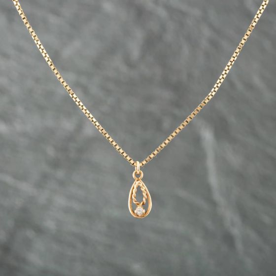 Second Hand 9ct Yellow Gold Diamond Pear Shaped Pendant & 16 Inch Box Chain 41141210