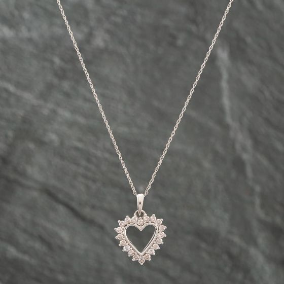 Second Hand 9ct White Gold Diamond Heart Pendant & 18 Inch Prince Of Wales Chain 41141278