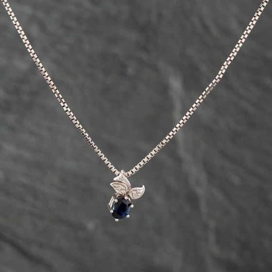 Second Hand 18ct White Gold Sapphire & Diamond Pendant & 15 Inch Box Chain 41141279
