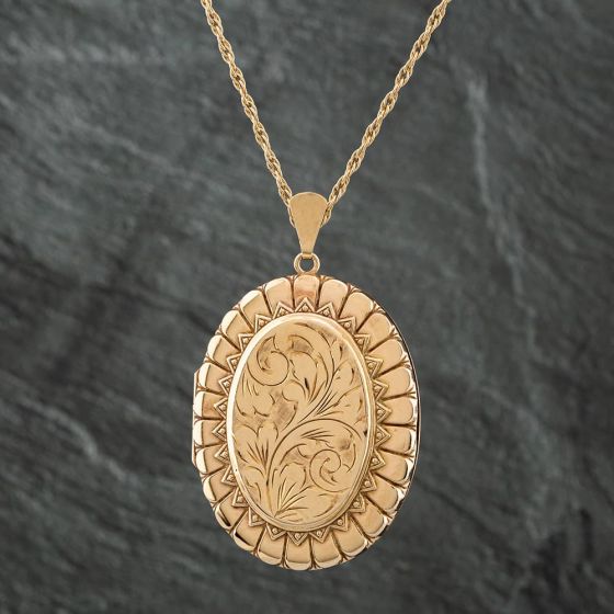 Second Hand Vintage 9ct Yellow Gold Large Oval Foliate Locket Pendant & 22 Inch Prince Of Wales Chain 41141298