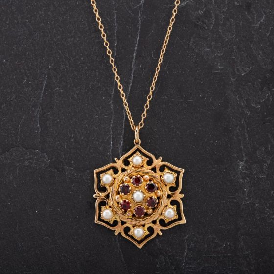 Second Hand 18" Vintage Large Pearl and Garnet Trace Necklace 4114134