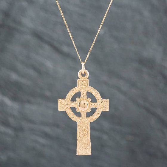 Second Hand 9ct Yellow Gold Celtic Cross Pendant & 18 Inch Curb Chain 41141830