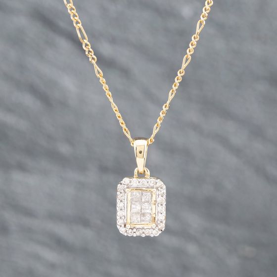 Second Hand 9ct Yellow Gold Diamond Oblong Cluster Pendant & 18 Inch Figaro Chain 41142050