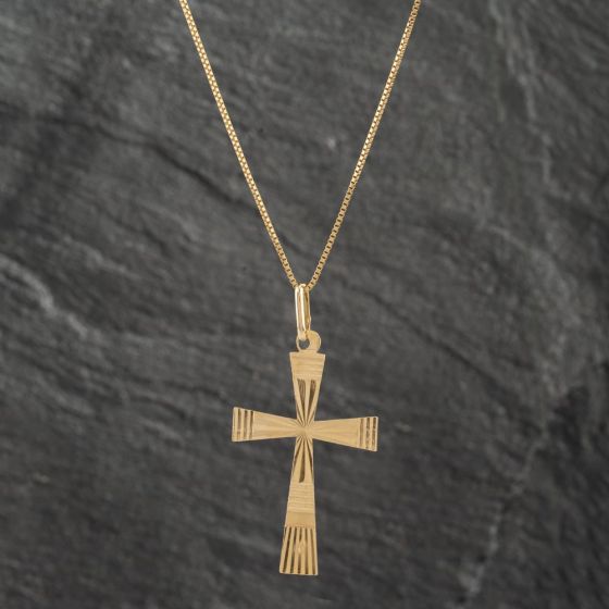 Second Hand Yellow Gold Large Engraved Cross Pendant & 18 Inch Box Chain 41142121