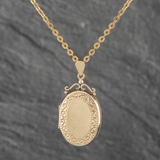 Second Hand 9ct Yellow Gold Oval Patterned Edge Locket Pendant & 20 Inch Trace Chain 41142204