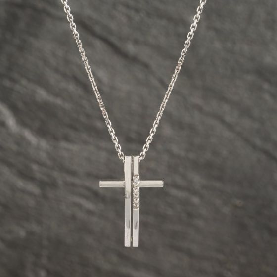 Second Hand 18ct White Gold Brilliant Cut Diamond Split Pendant & 18 Inch Trace Chain 41142249