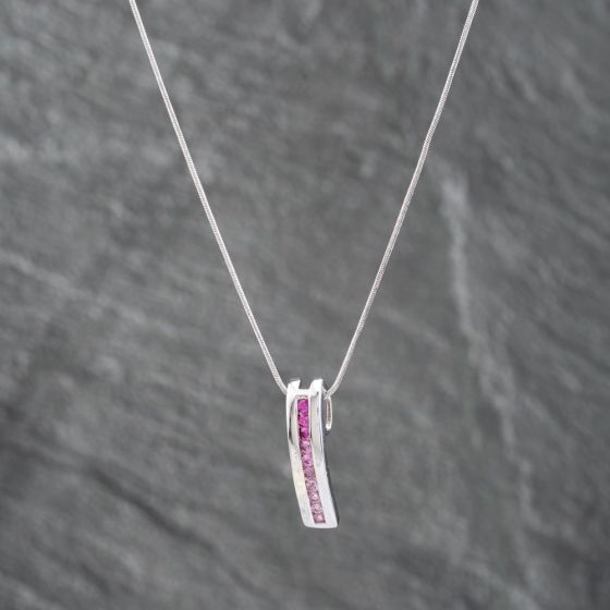 Second Hand 9ct White Gold Multi Coloured Pink Sapphire Channel Set Bar Pendant & 16 Inch Snake Chain 41142291