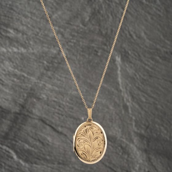 Second Hand 9ct Yellow Gold Oval Foliate Hand Engraved Locket Pendant & 19 Inch Trace Chain 41142535